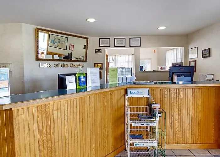 Hotel Osage Beach By The Lake Of The Ozarks